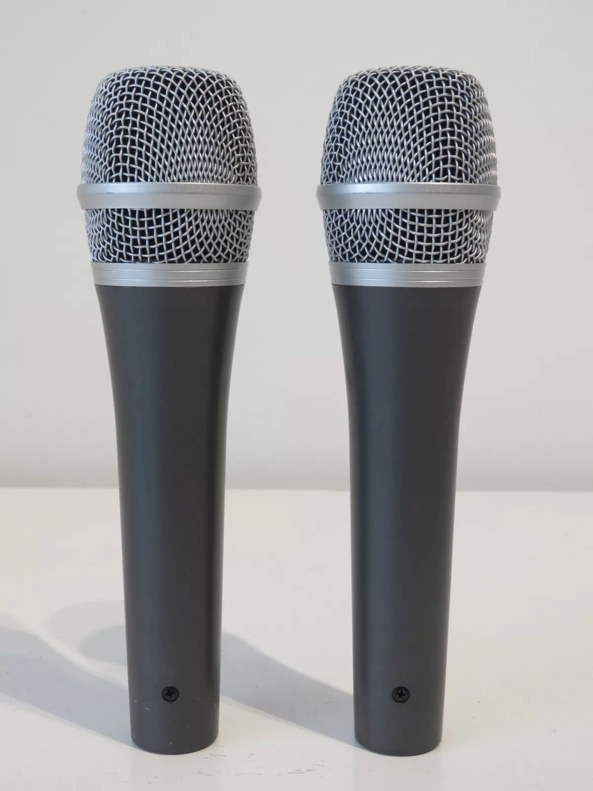 Star Singer 702 Karaoke Mics Switched Vocal Microphones - Pair