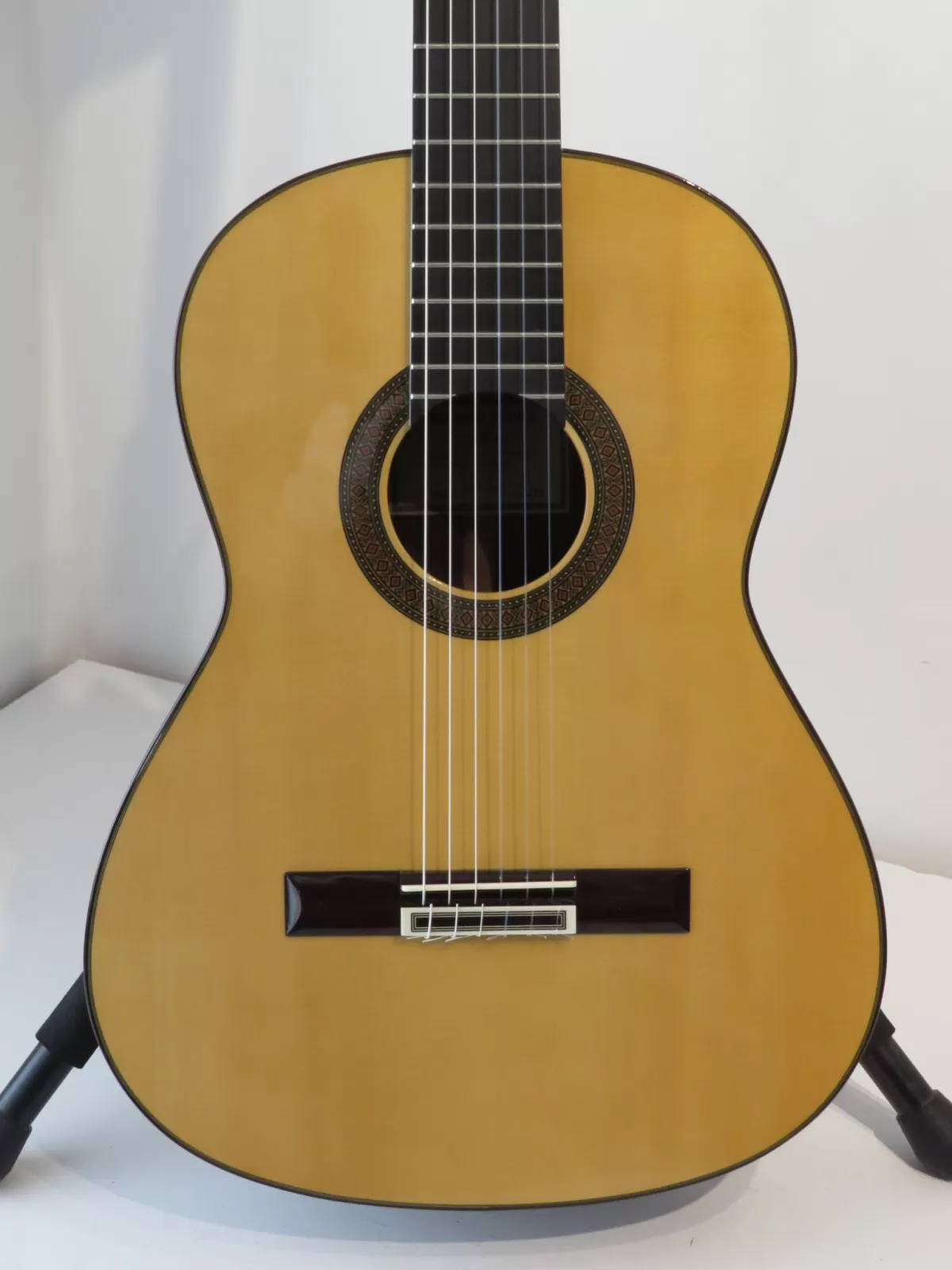 2021 Teodoro Perez Madrid Spruce Top Classical Acoustic Guitar - Stunning!