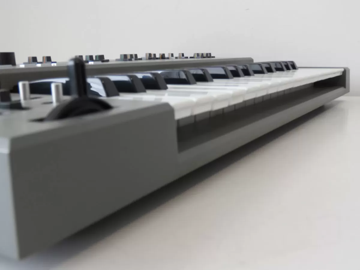 1983 Roland SH-101 Analog Synthesizer - Serviced
