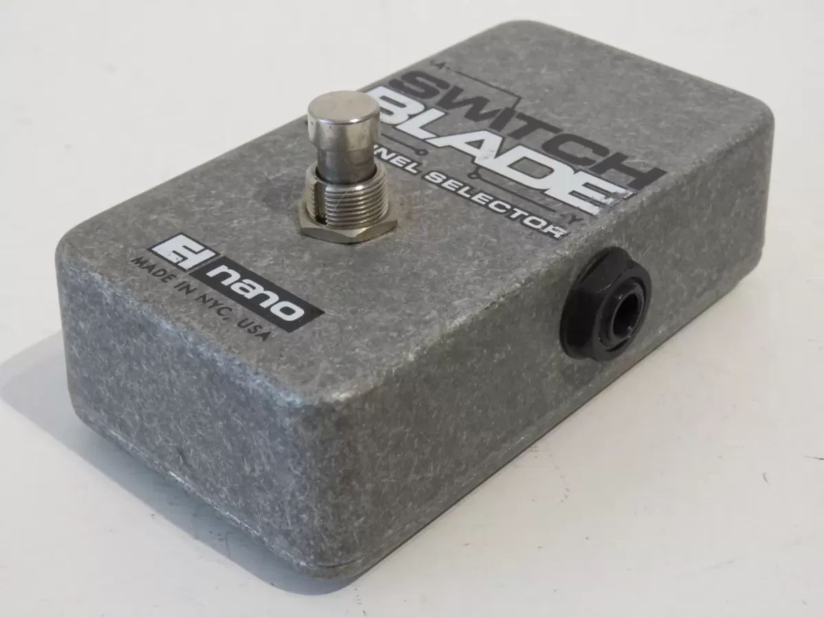Electro Harmonix Switch Blade Nano ABY Passive Channel Selector Pedal