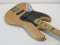 Left-Handed Squier Jazz Bass Classic Vibe 70's in Natural