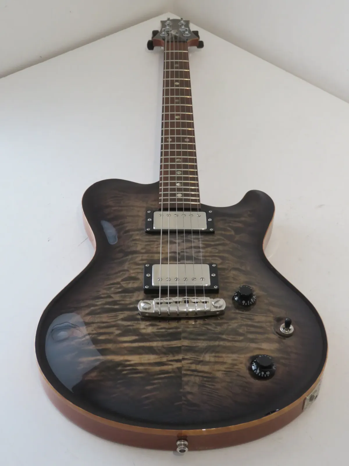 2007 Nik Huber Dolphin II in Charcoal Burst with Case - Near Mint - Superb!