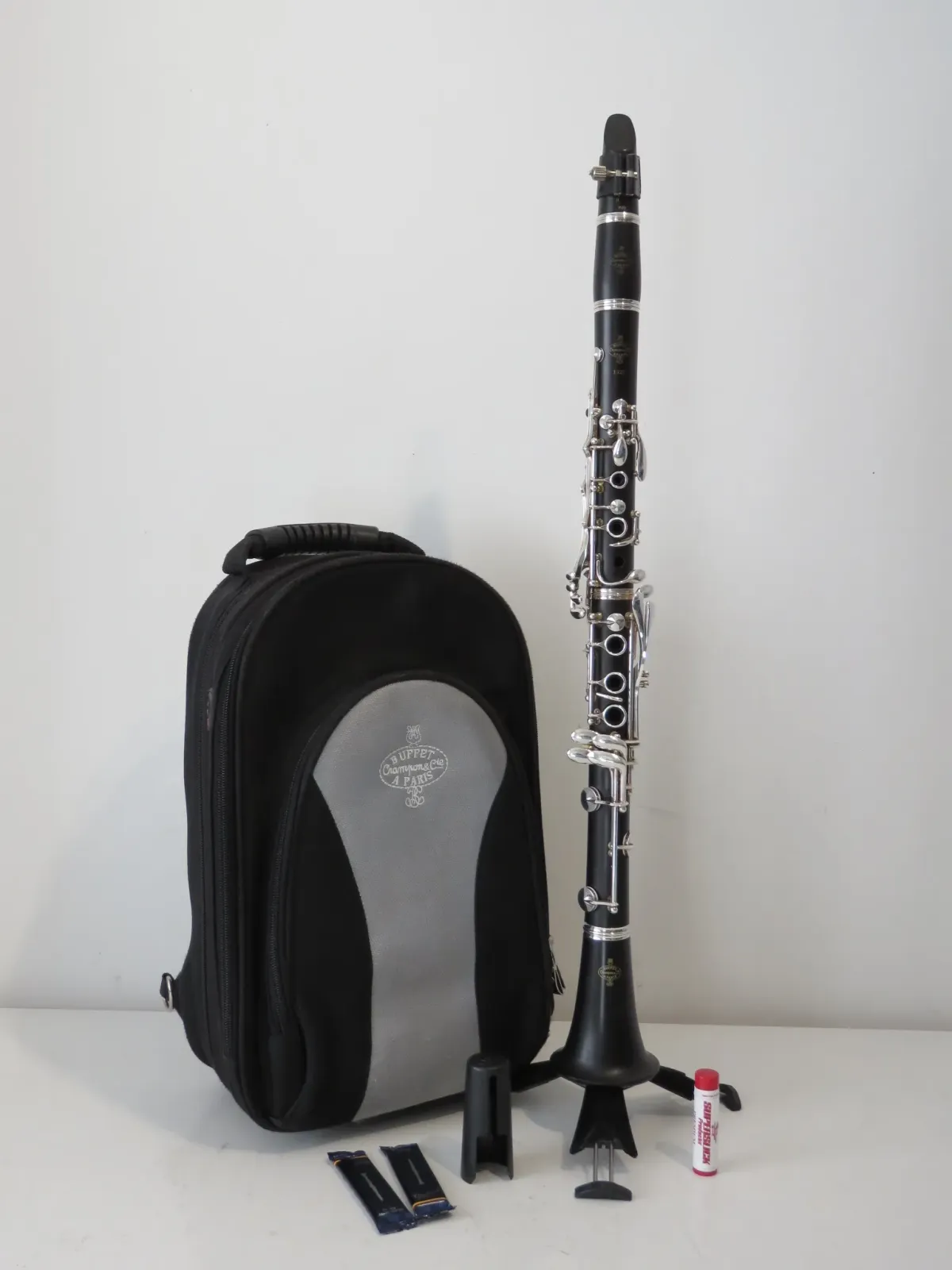 Buffet Crampon E12F Grenadilla Wood Bb Clarinet with Extras