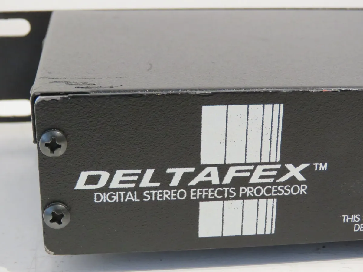 Peavey Deltafex Digital Stereo Effects Processor 1U Rack with Power Supply