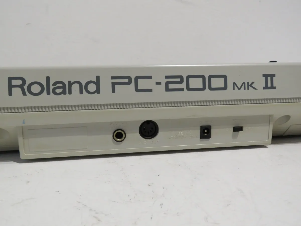 Roland PC-200 MKII MIDI 49 Key Controller Keyboard with Power Supply & Manual