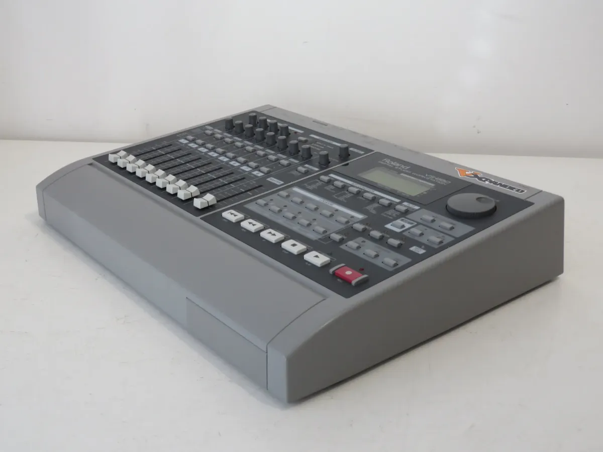 Roland VS-880 V-Expanded Digital Studio Workstation – Boxed & Mint