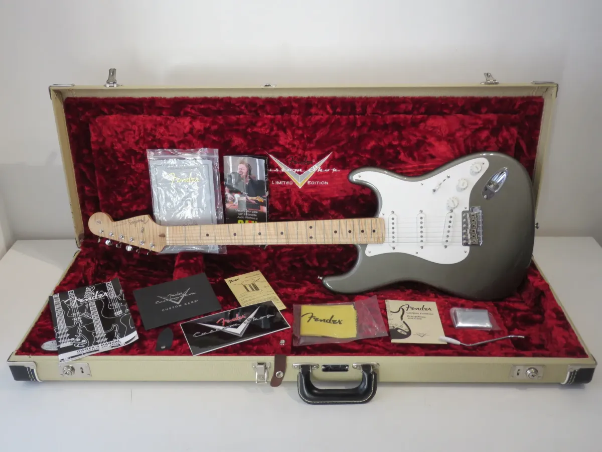 2012 Fender Eric Clapton Stratocaster Paul Waller Masterbuilt in Pewter