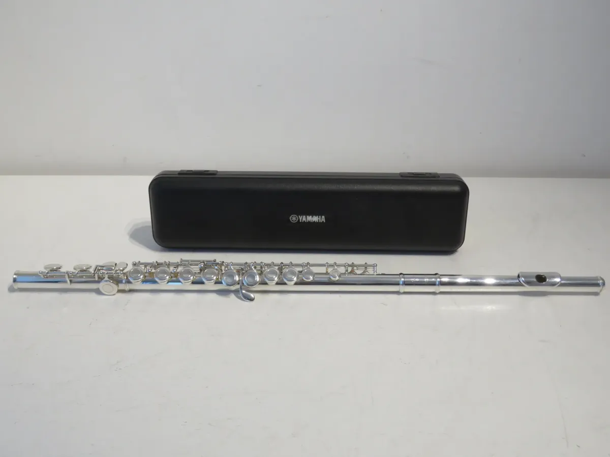 Yamaha 211 Silver Plated Flute with Case - Perfect Student Instrument