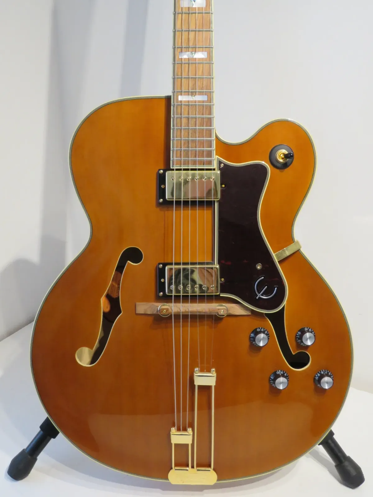 2019 Epiphone Broadway VN Archtop Jazz Guitar - Near Mint & Boxed