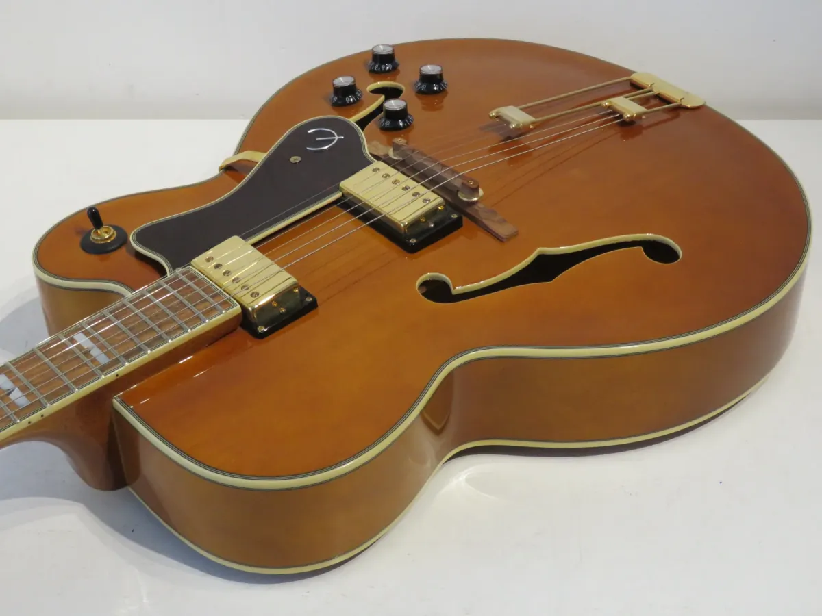 2019 Epiphone Broadway VN Archtop Jazz Guitar - Near Mint & Boxed