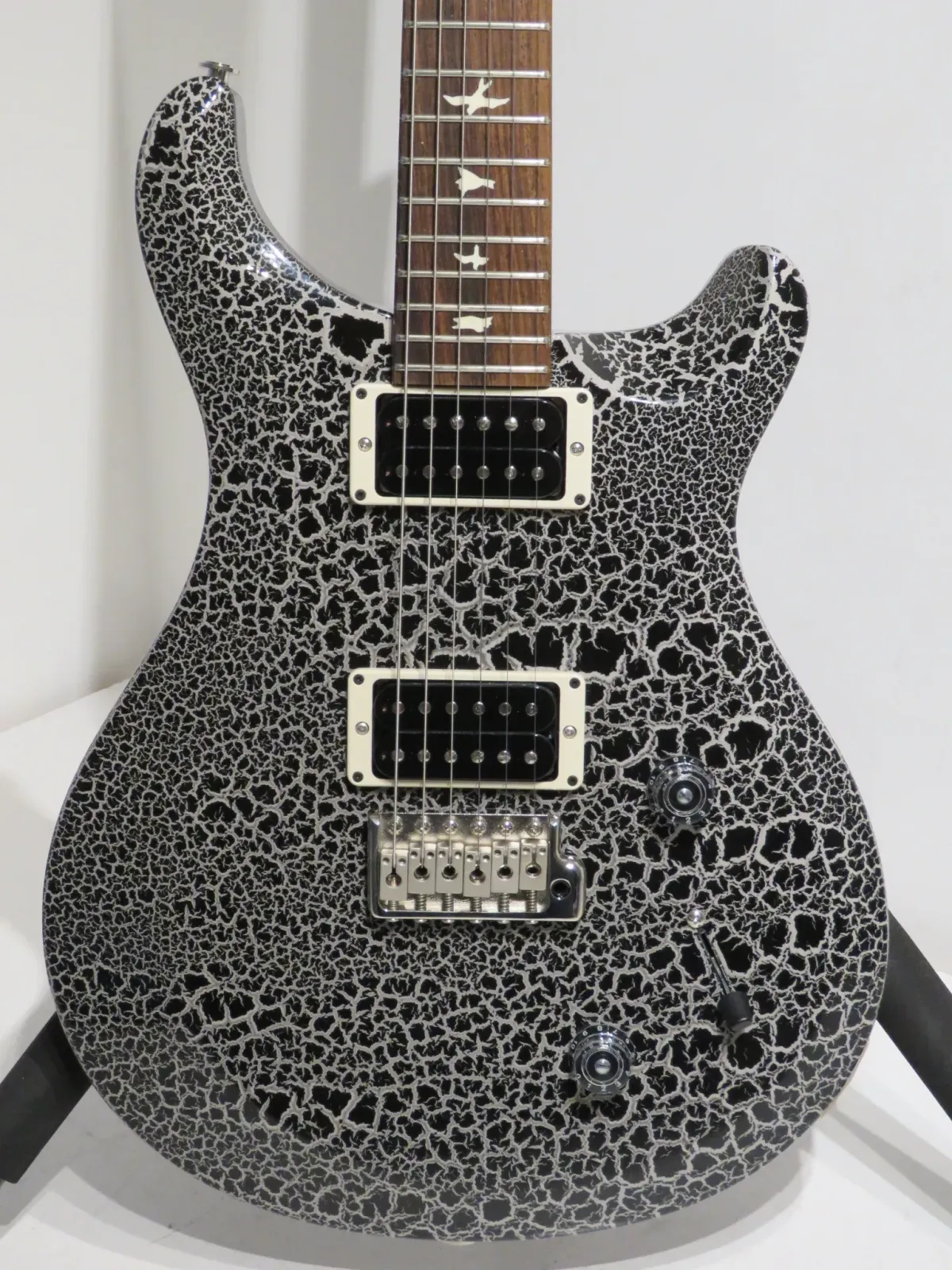 Paul Reed Smith S2 Custom 22 in Ltd Edition Black/White Crackle – Mint