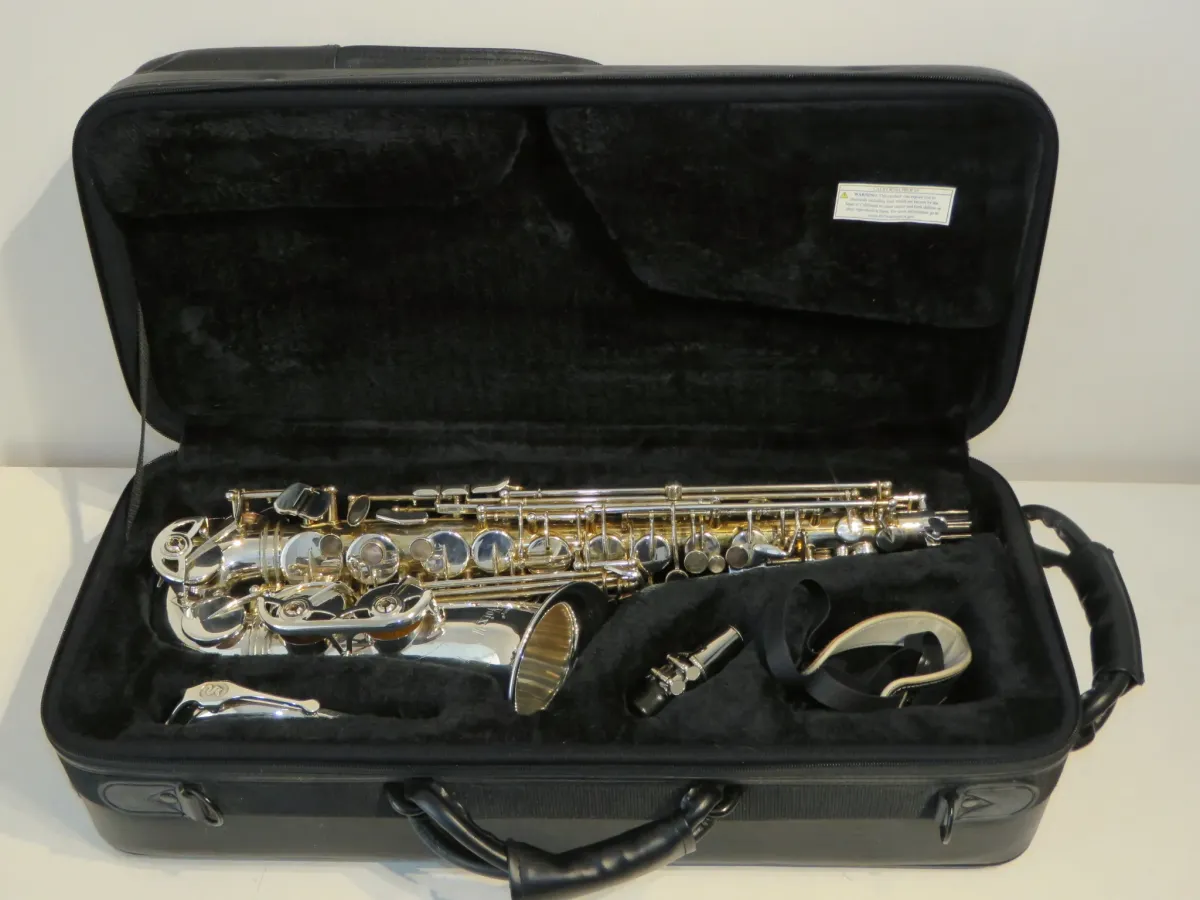 Selmer La Voix II SAS-280RS Silver Plated Alto Saxophone with Case