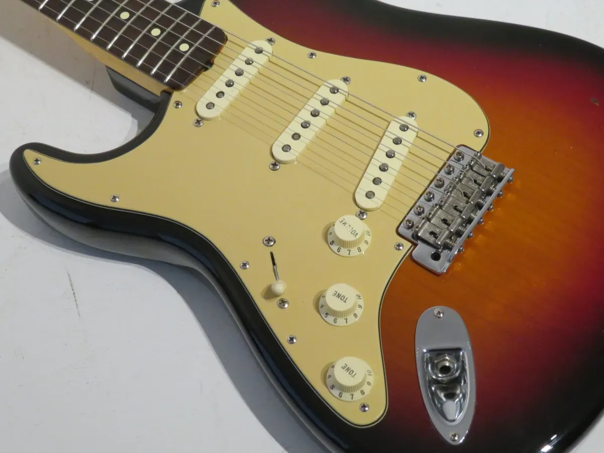 2006 Left-Handed Fender American Vintage Stratocaster in 3 Colour Sunburst