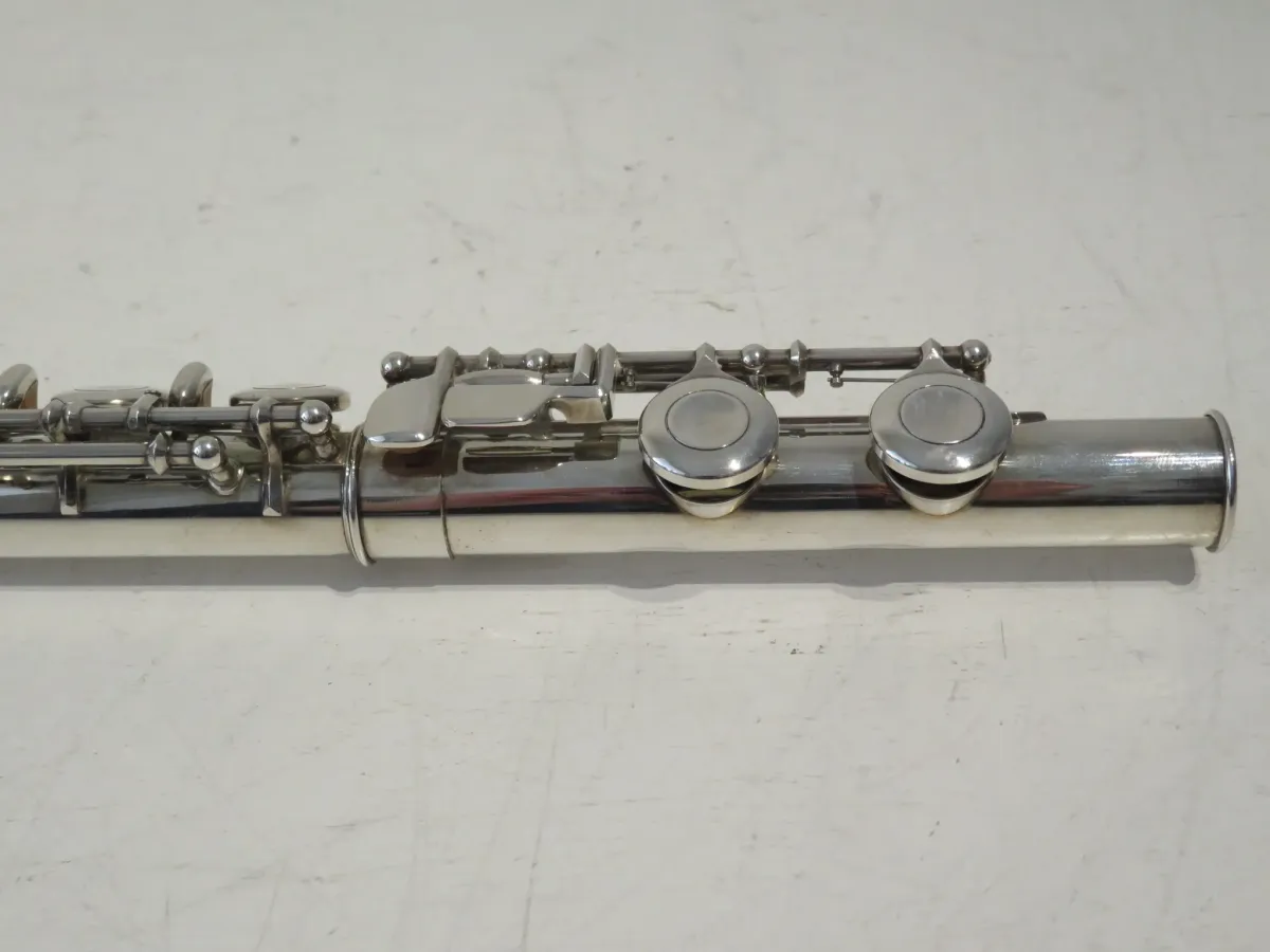 Pearl Japan NS-600E Flute with Solid Silver Head Joint with Case