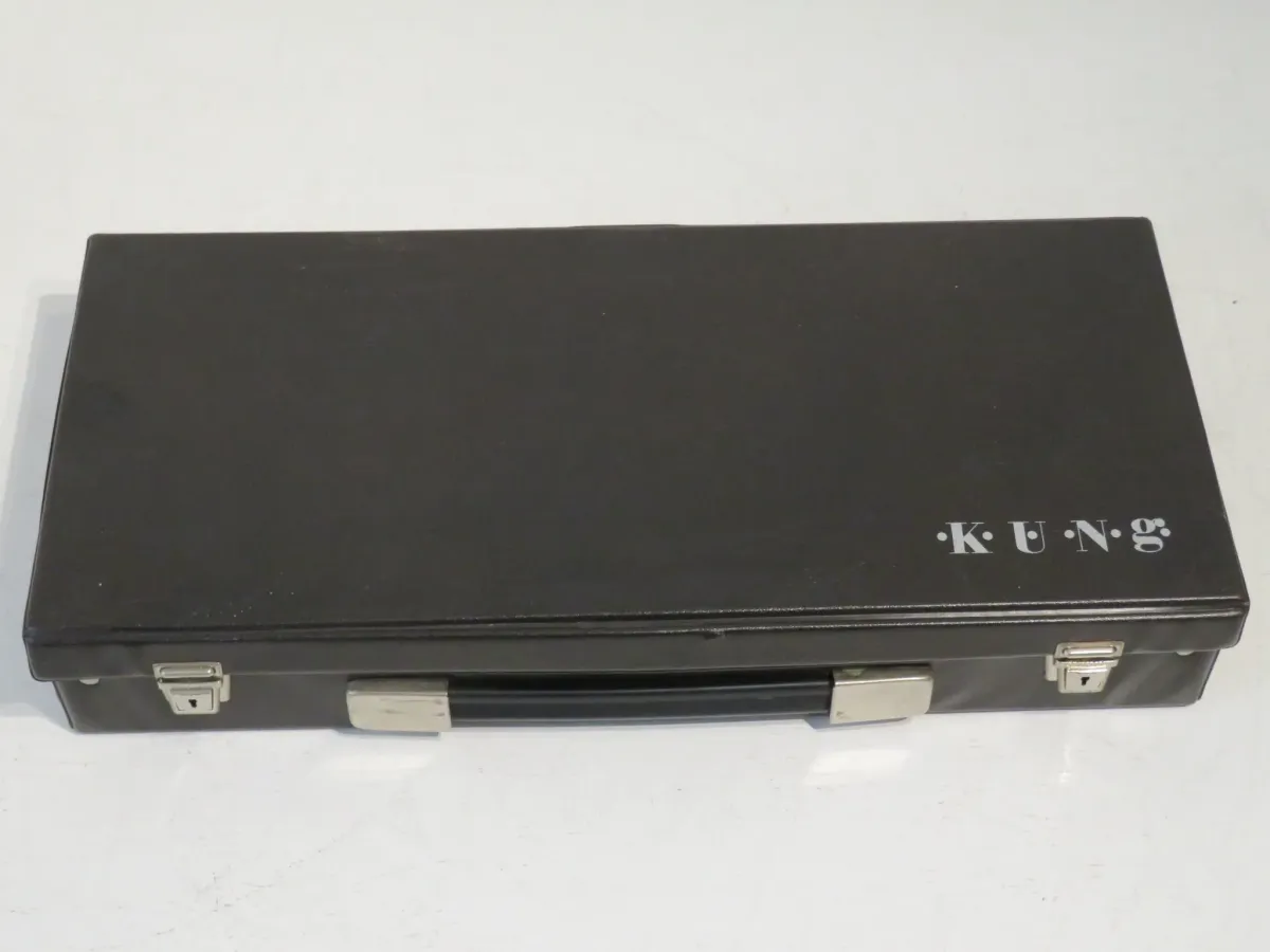 Kung 805 Studio Tenor Recorder with C Key in Pearwood with Case